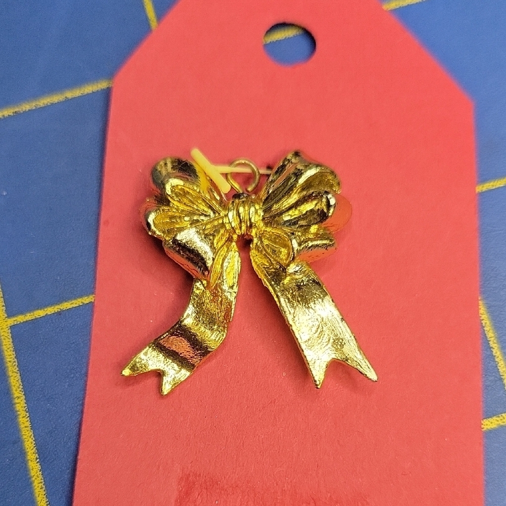 Gold Resin Bow 1" Pendant